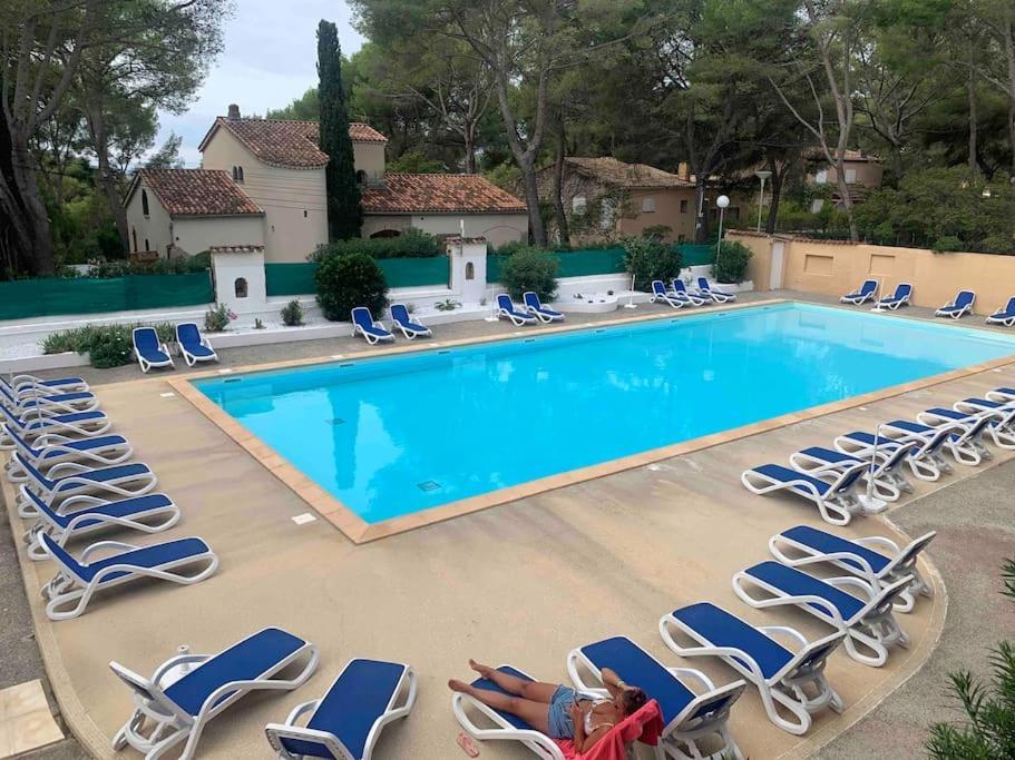 Les Appartements De La Marina Sanary-sur-Mer Buitenkant foto